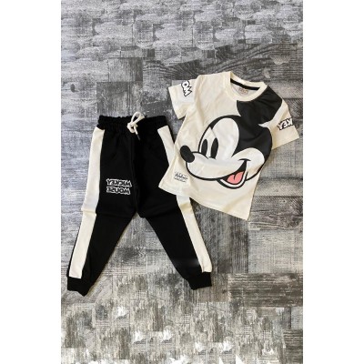 Erkek Çocuk Üstünde Micky Mouse Desenli Siyah Eşofman Takımı 3-10 Yaş