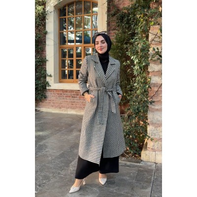 Armağan Kaban Siyah-Beyaz - Siyah Beyaz
